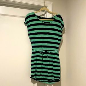 Old Navy wide striped dress